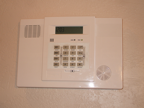Ademco Lynx All-in-One Alarm System
