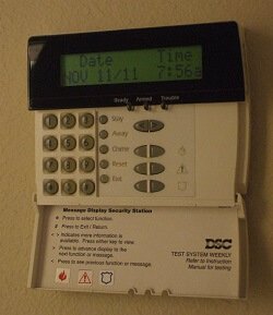 My alarm keeps beeping - Alarm system keypads for trouble display