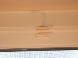 Magnetic reed switch on sliding window