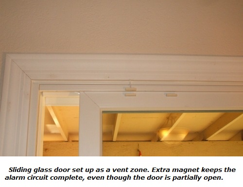 Vent zone using magnetic door switch